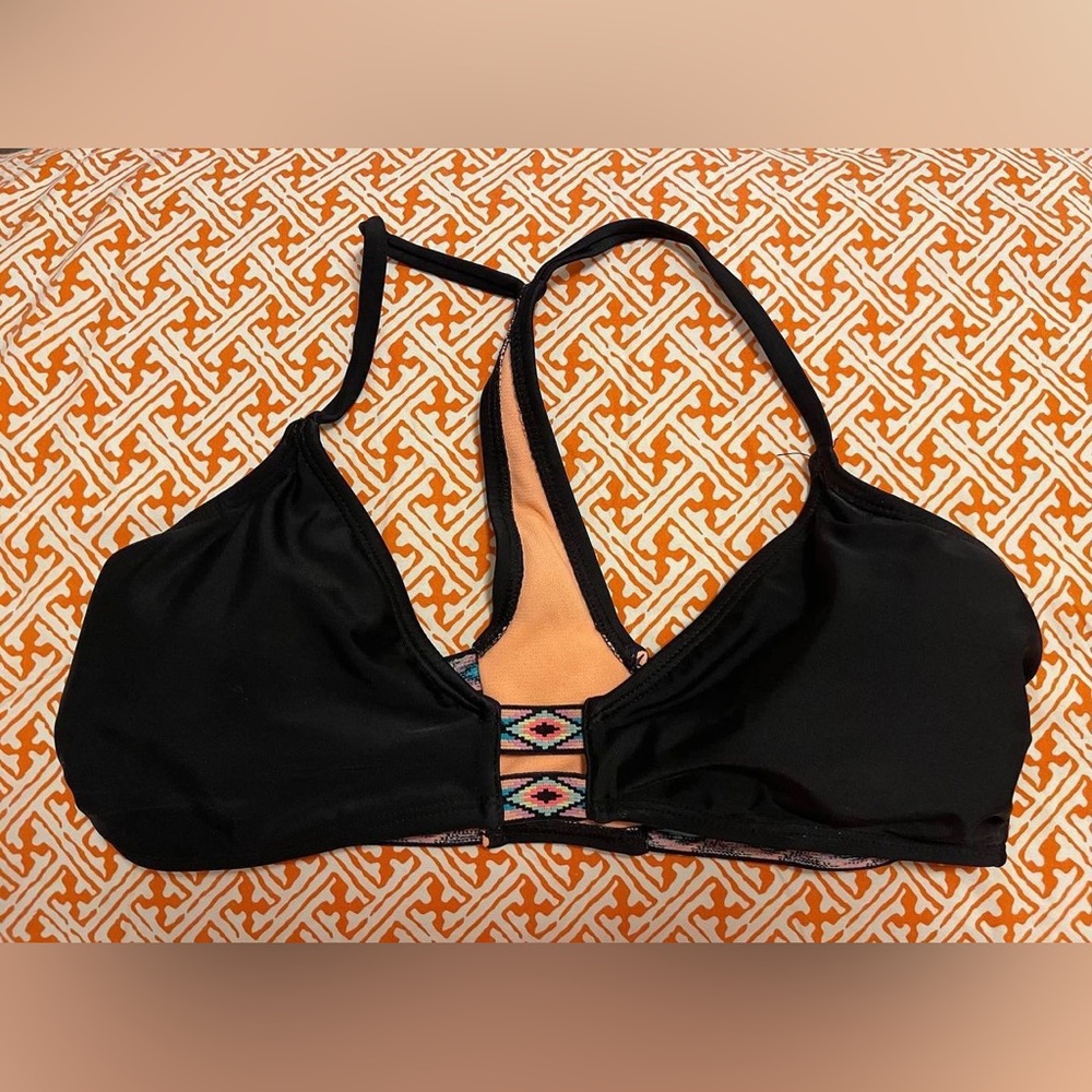 Bikini top